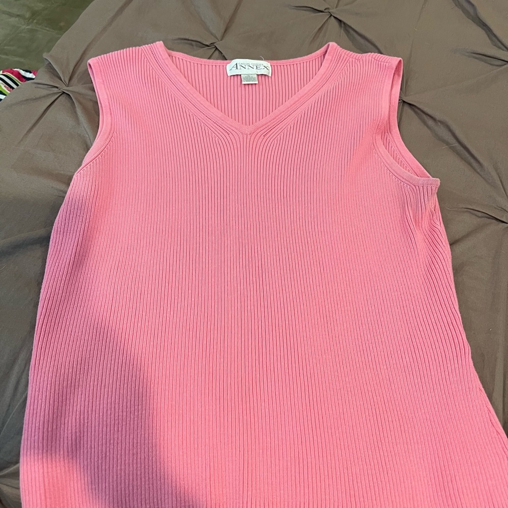 Casual Corner ANNEX Ribbed Pink V-Neck Top - XL